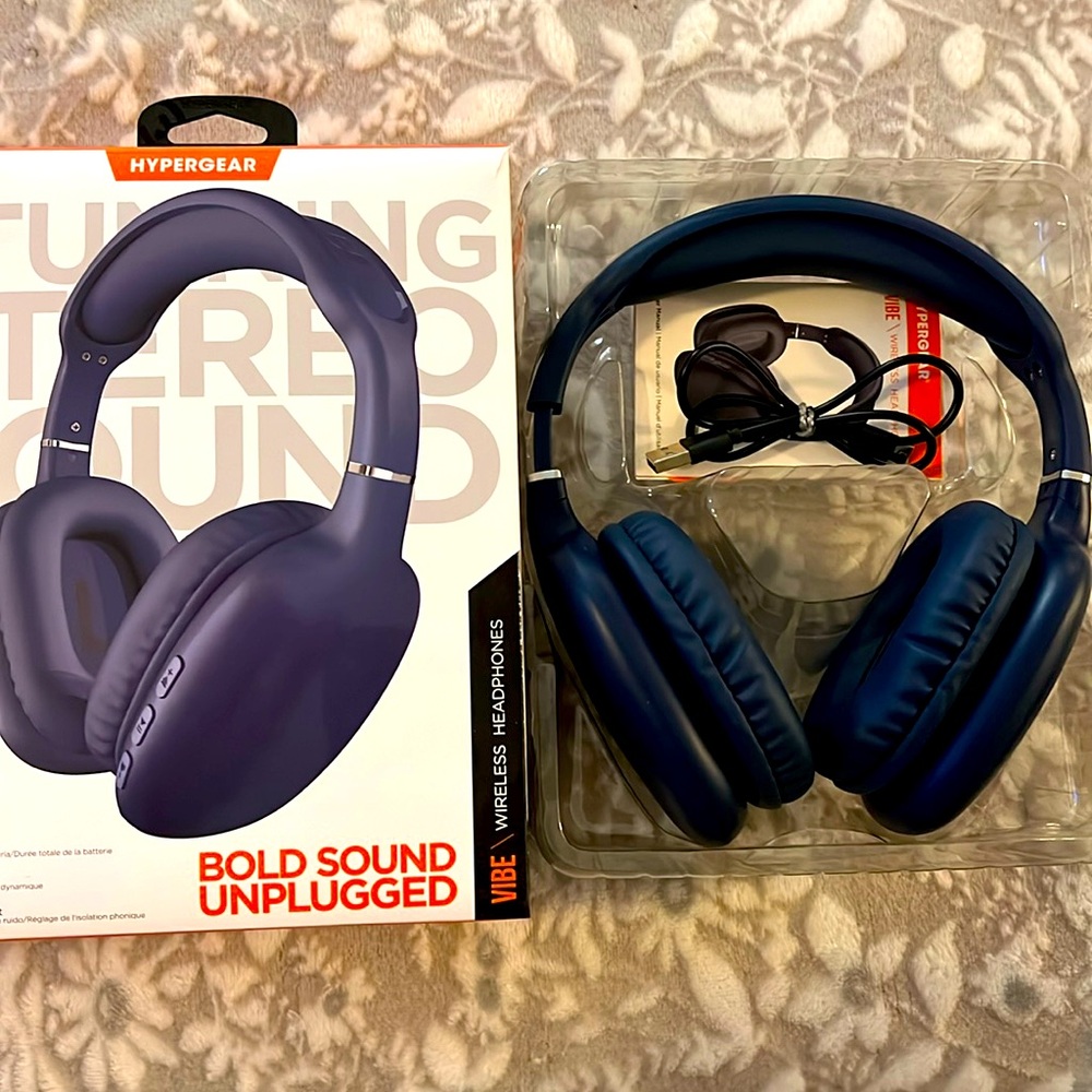 Hypergear Bluetooth wireless headphones